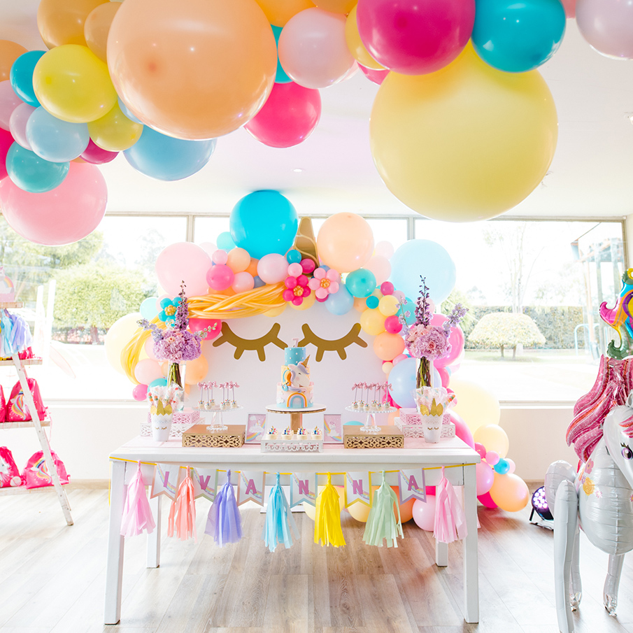 FIESTA-INFANTIL-CUCU-UNICORNIO-DECORACION.jpg